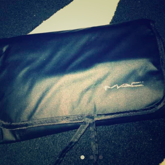 32 piece set Mac