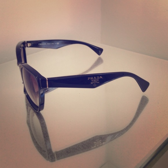 Authentic Black Prada sunglasses