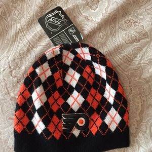 Philadelphia Flyers Beanie Hat NWT