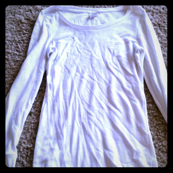 2 VICTORIA SECRET !!White and green thermal bundle