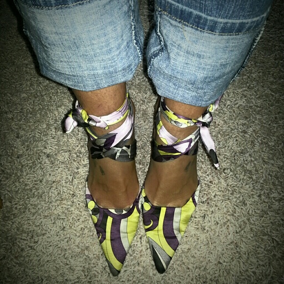 Nine west silk tie heels