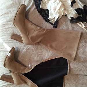 Candies 8 1/2 M Tan suede Tall Boots $19
