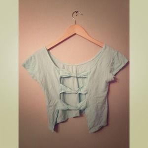 Bow-tie-back mint crop-top!