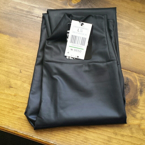 Faux leather leggings