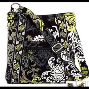 Vera Bradely bag RETIRED COLOR BAROQUE !!