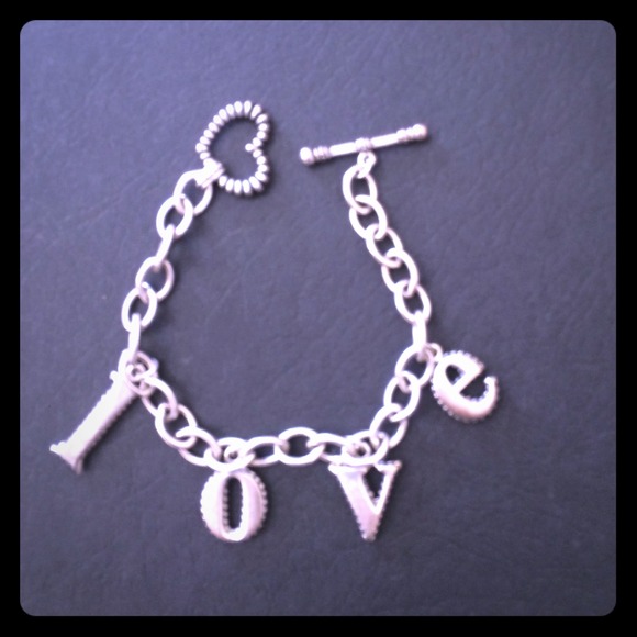Bracelet in perfect condition