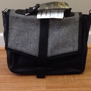 Black & gray purse