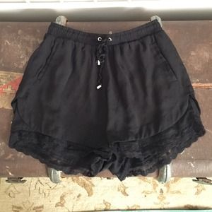 Flowy Black High Wasted Shorts
