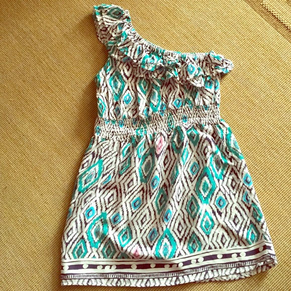 Forever 21 one shoulder printed top