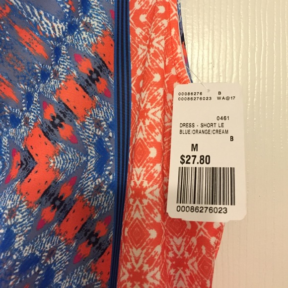 Dress - Picture 2 of 2