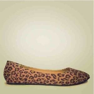 Leopard flats