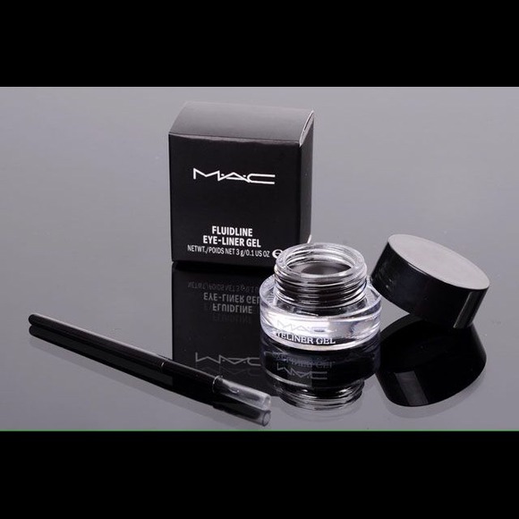 SOLD......🌟✨MAC FLUIDLINE 💥✨