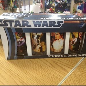 🔻BLACK FRIDAY SAVINGS!! Star Wars glasses 🔻