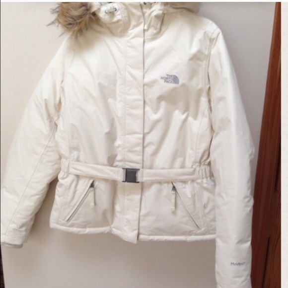 Cleanish/white women's NORTHFACE jacket