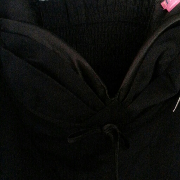 Black Small spaghetti strap blouse - Picture 4 of 4