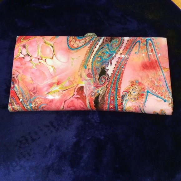 Leather Frame Wallet With Paisley Motif