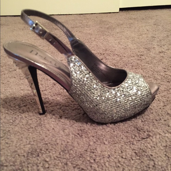 n by Nicole Miller heels! Worn once! - Picture 3 of 4