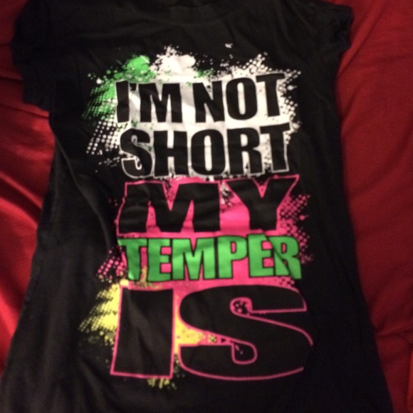 Black short sleeve shirt