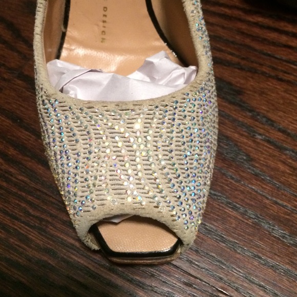 Beautiful Giuseppe zanotti peep toe shoes - Picture 2 of 4