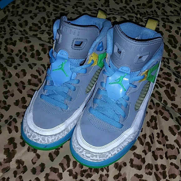 Girls 3Y Jordan's