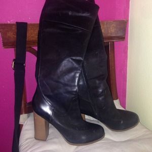 Black report boots ❤️