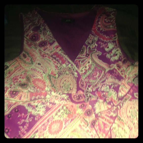 Business attire or casual top - Picture 1 of 1