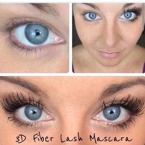 Younique 3D Fiber Lash Mascara.