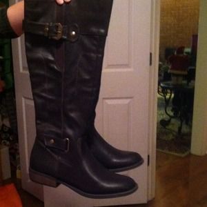 Brown boots
