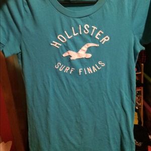 Hollister shirt