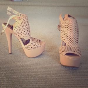 Brand New Beige Pumps