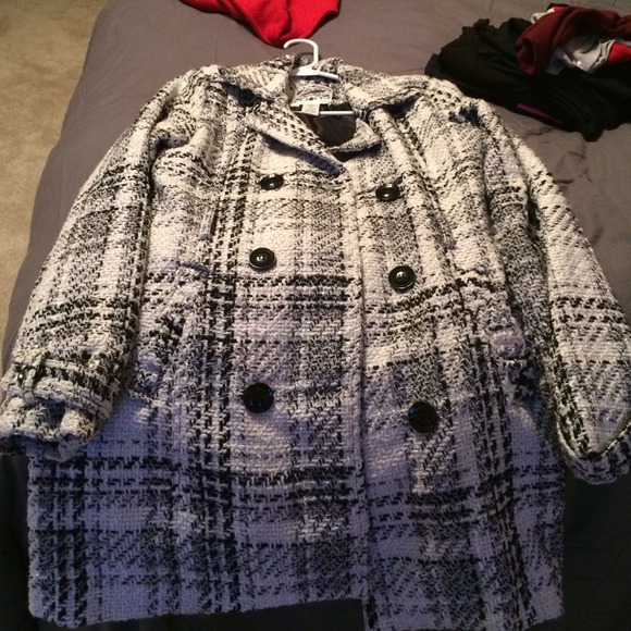 Winter jacket - Picture 3 of 3