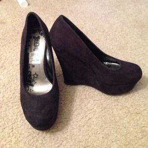 Black Velvet Wedges
