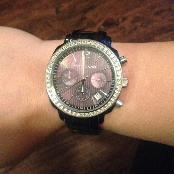 Michael Kors Black/silver Ceramic Watch - Picture 2 of 4