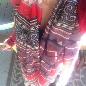 Nwot Oversized tribal AZTEC printed scarf