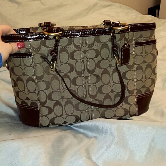 Authentic Coach handbag!!!!