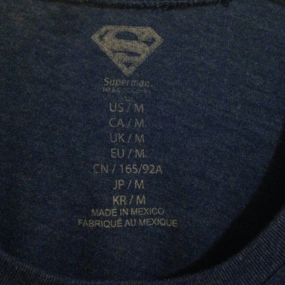 ✅SOLD✅ Superman sweater - Picture 2 of 2