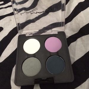 MAC eyeshadow