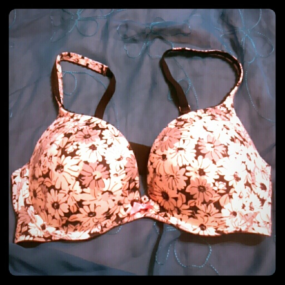 Victoria's Secret Bra - Offers welcome
