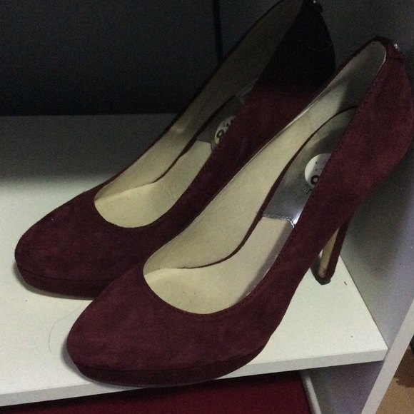 Deep maroon Michael Kors Pumps