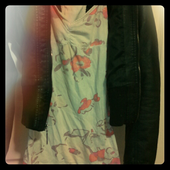 Aeropostale Floral tank top racer back