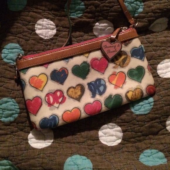 Dooney & Bourke will work with offers - Picture 2 of 3