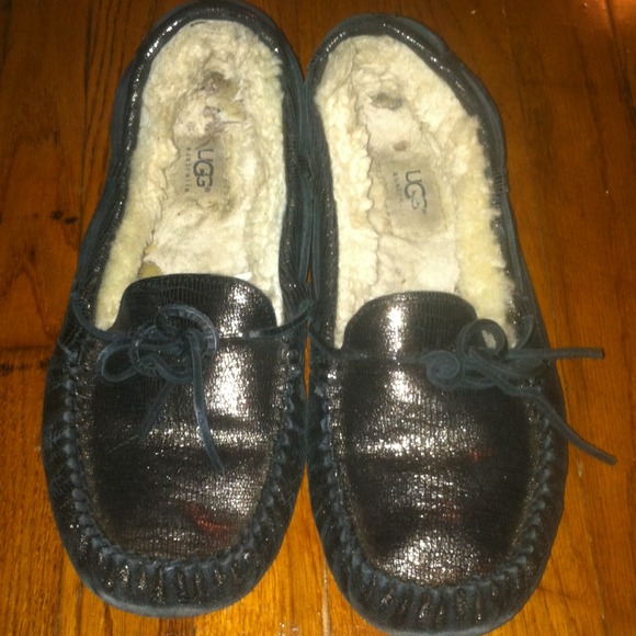 Sparkly ugg moccasin