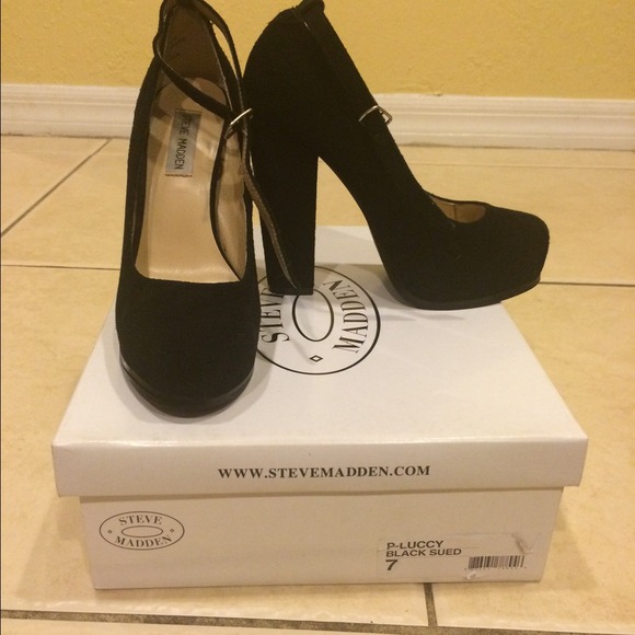 Steve Madden P-Luccy Black Suede