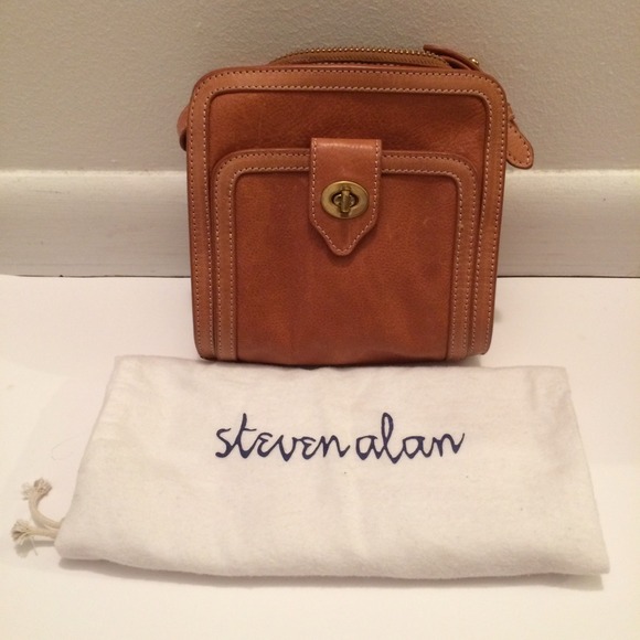 Steven Alan tan leather crossbody bag - Picture 2 of 4