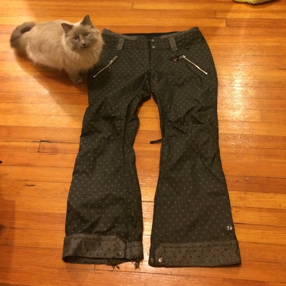 Reserved! Charcoal Polka-dot Ride Snow Pants ❄️