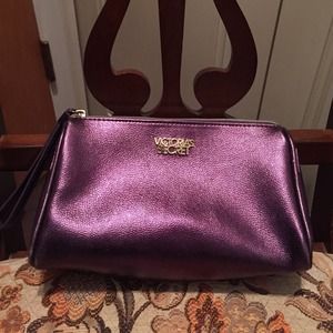 ‼️Final Price‼️Beautiful purple metallic VS bag