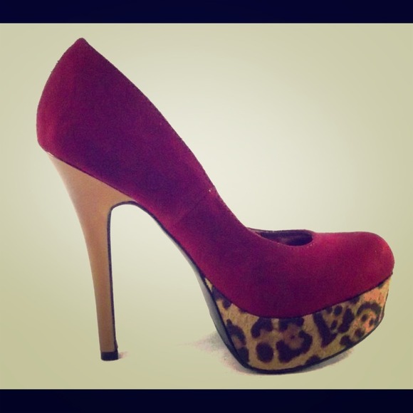 Material girl pumps