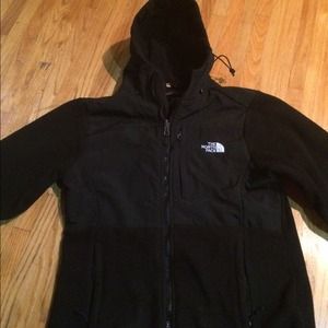Black Northface Denali Jacket Hooded