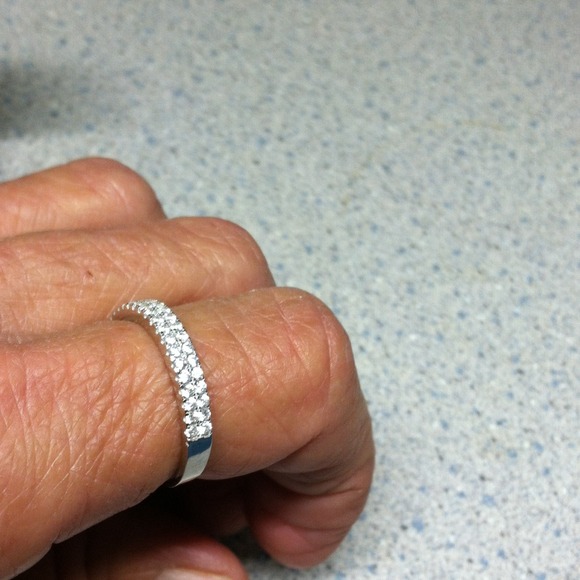 Ring SALE - Picture 4 of 4