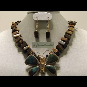 Chunky African Tigereye &Tibetan Azurite butterfly